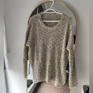 Cream salt/pepper knit sweater M/L fit